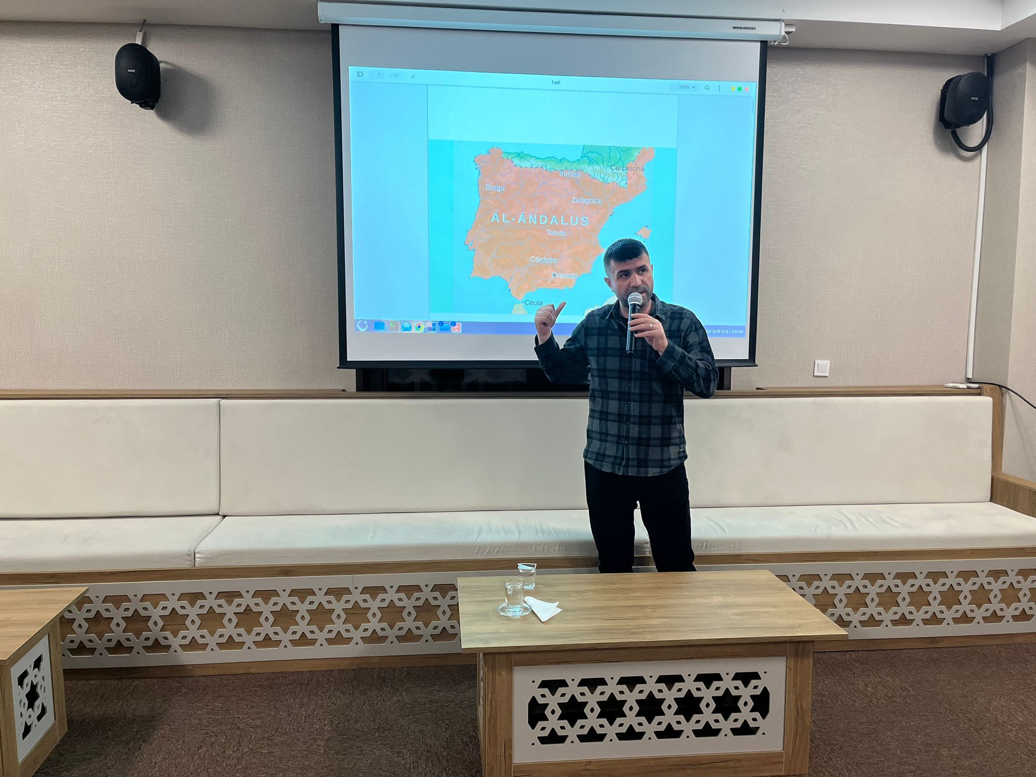 ‘’Fetih'ten Yıkılış'a Endülüs’’ konulu söyleşi programı gerçekleştirildi