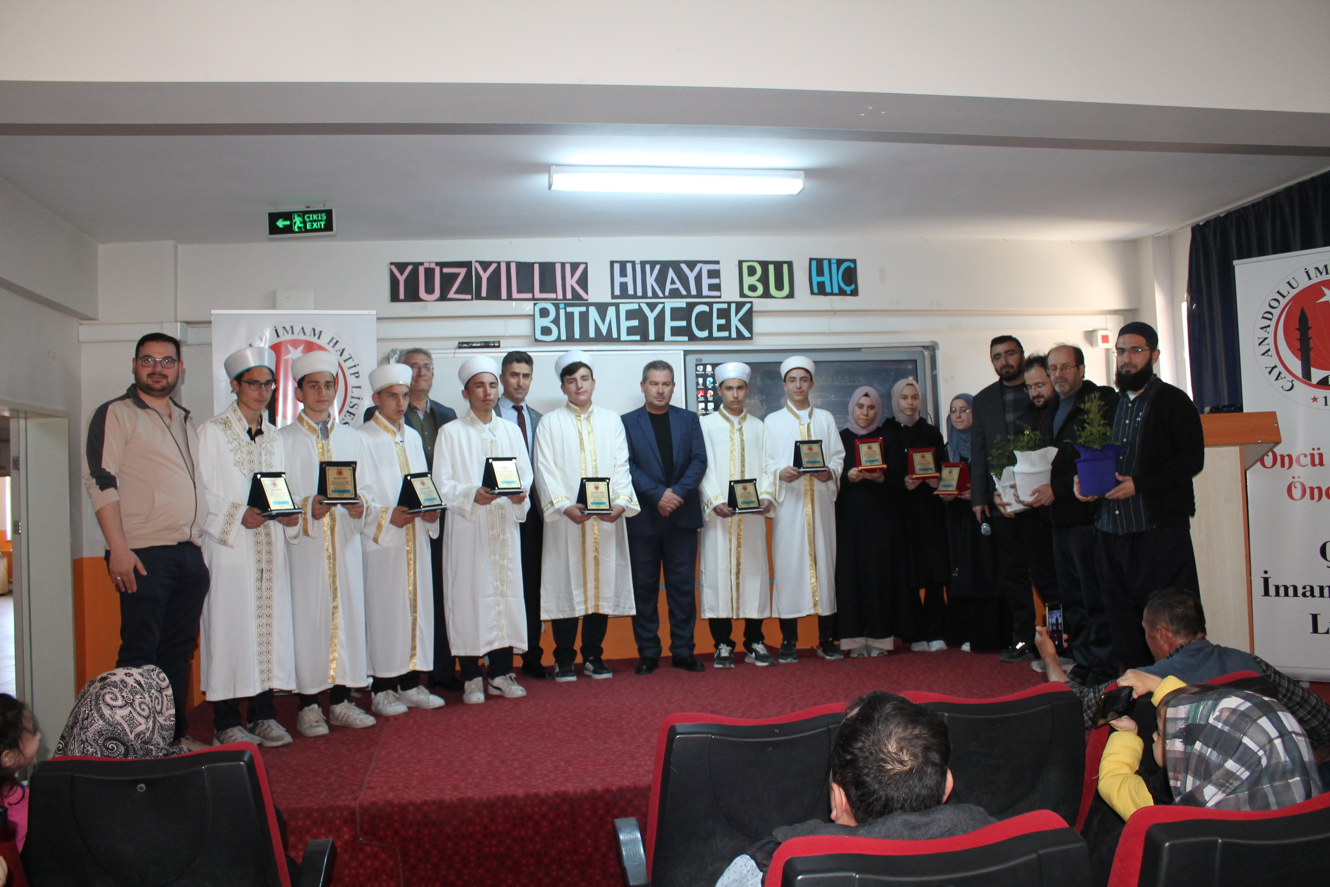 İmam hatip okulları Çay’da bir ilki başardı