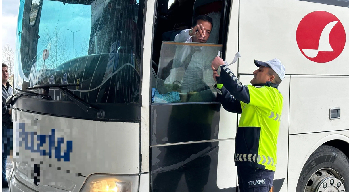 Burdur Emniyeti’nden sürücülere emniyet kemeri uyarısı