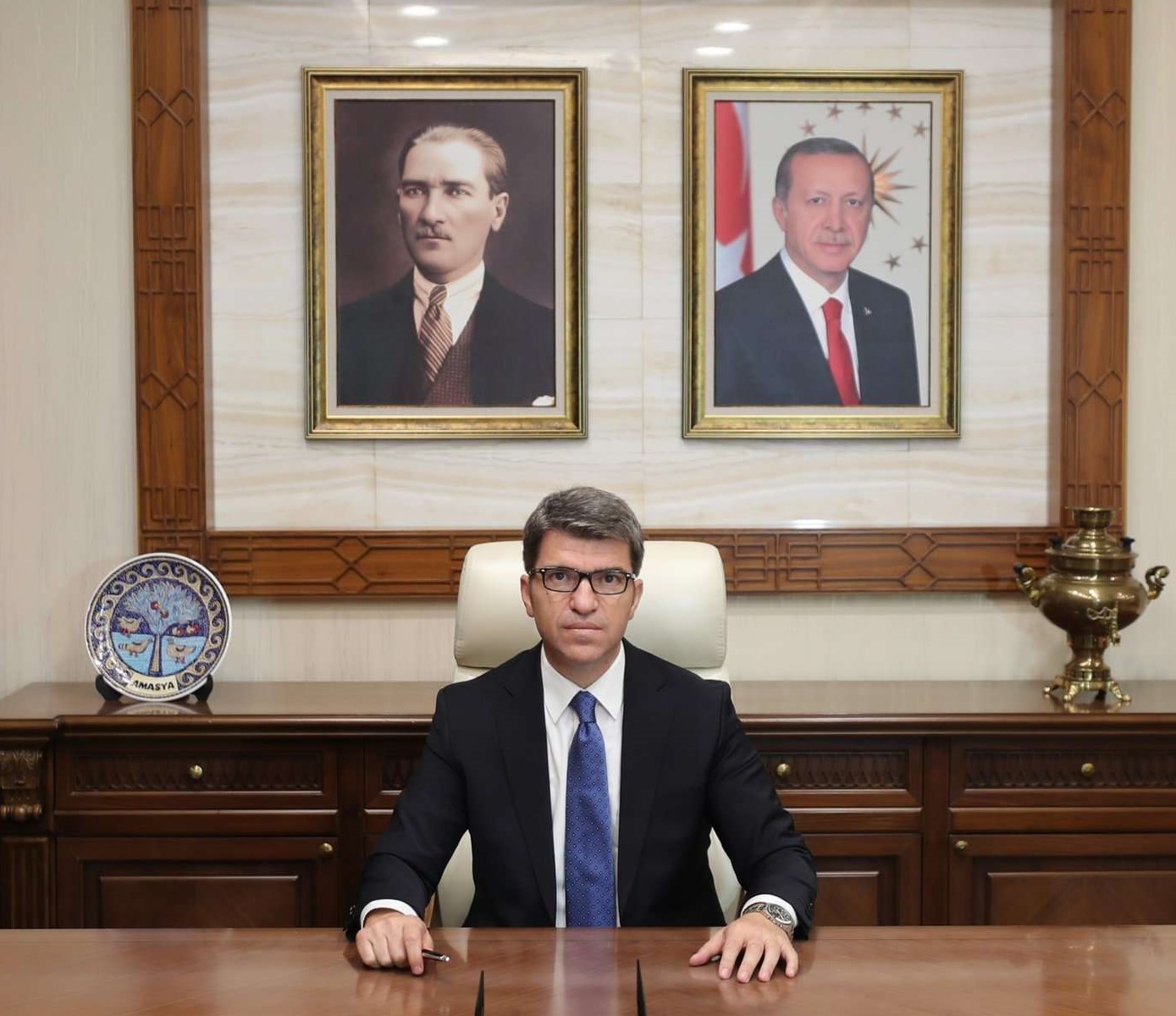 Amasya Valisi Önder Bakan’dan 1 Mayıs mesajı: “Halka hizmet, Hakk’a hizmettir”