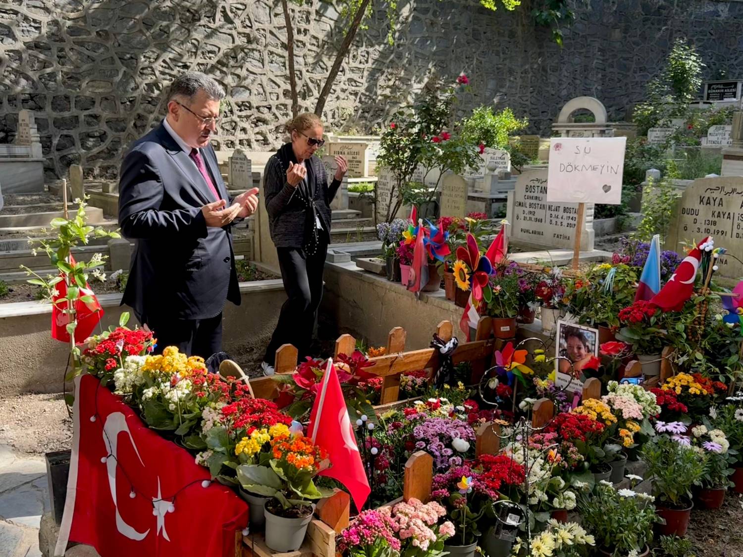 Başkan Genç'ten Mattia Ahmet Minguzzi'nin kabrine ziyaret