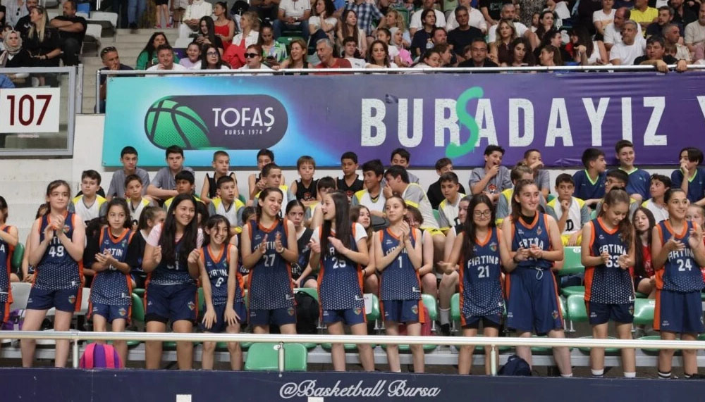 Basketbolda sezon finali Bursa’da yapıldı