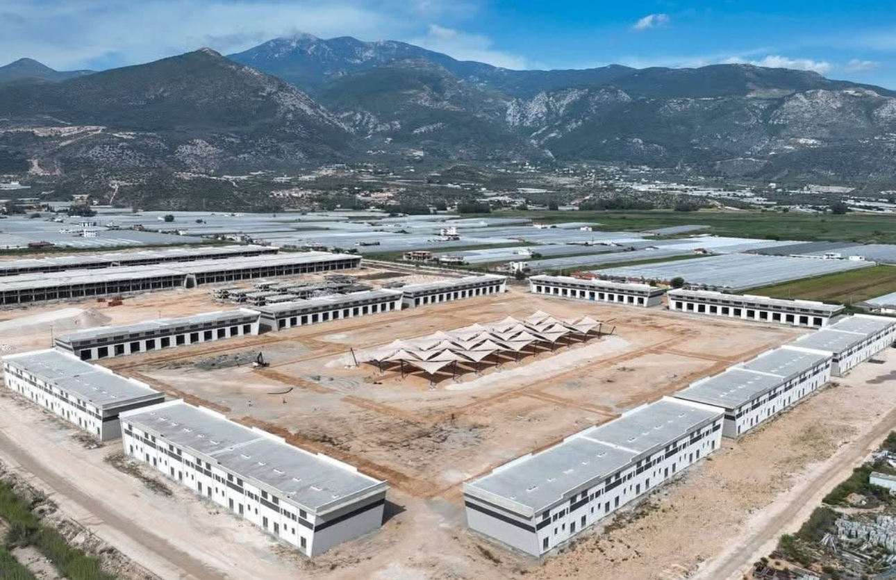 Kaş Kınık’ta dev hal kompleksi projesinde sona yaklaşıldı