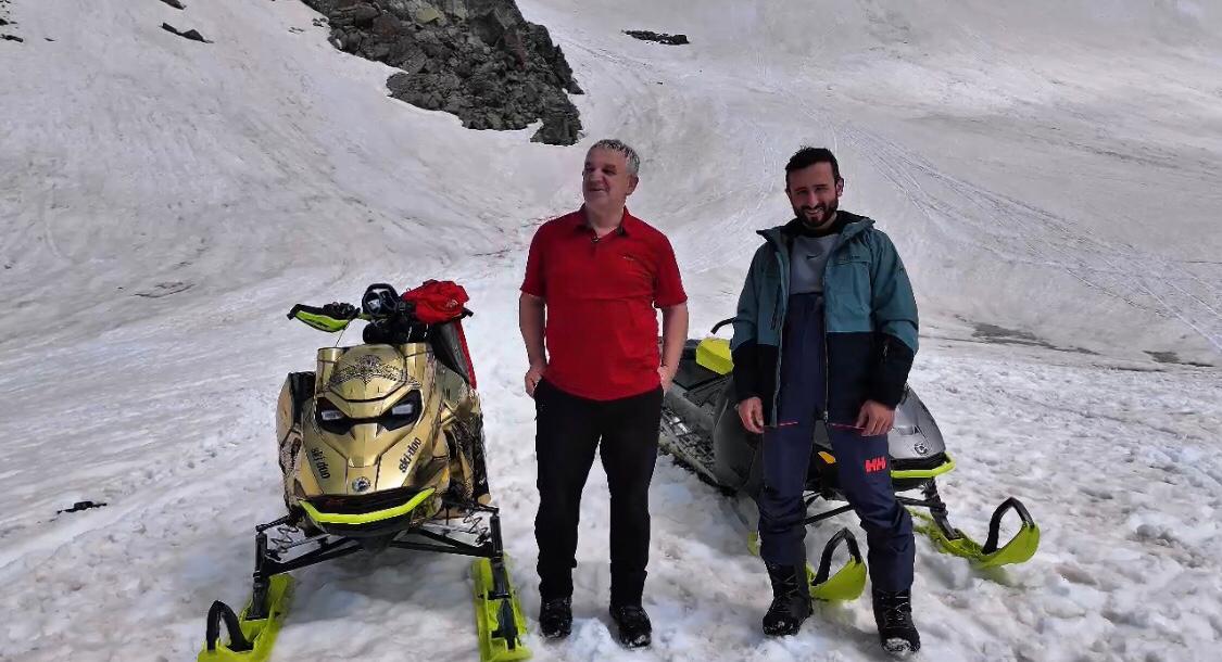 Rize’de haziran ayında kar keyfi