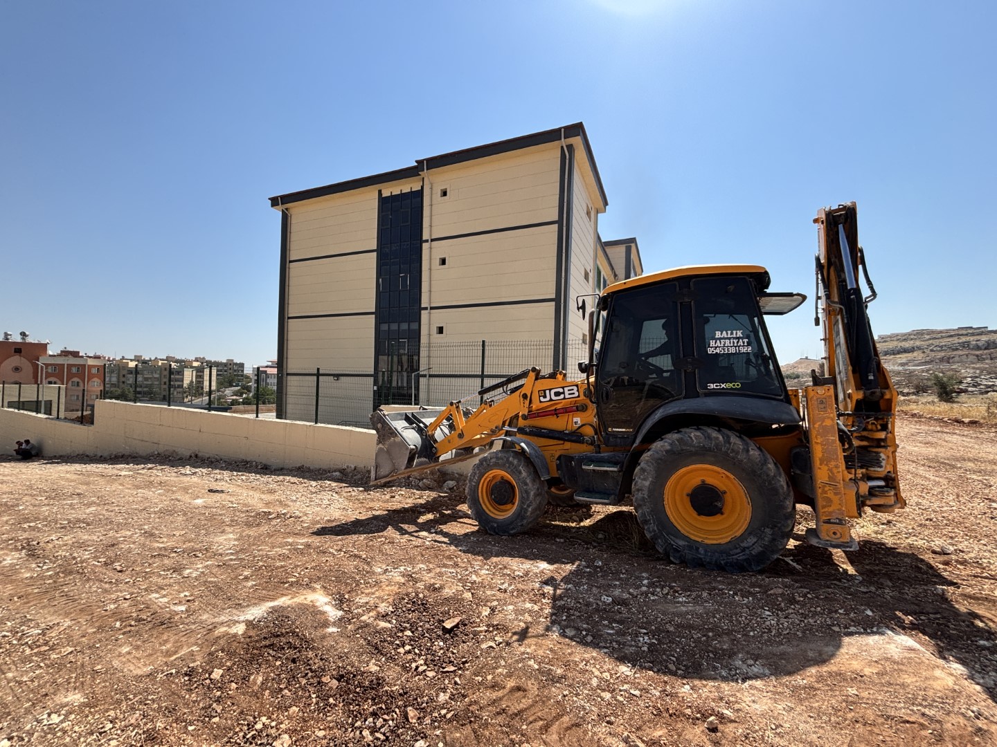 Eyyübiye batıkent'te yeni okul yolları açılıyor