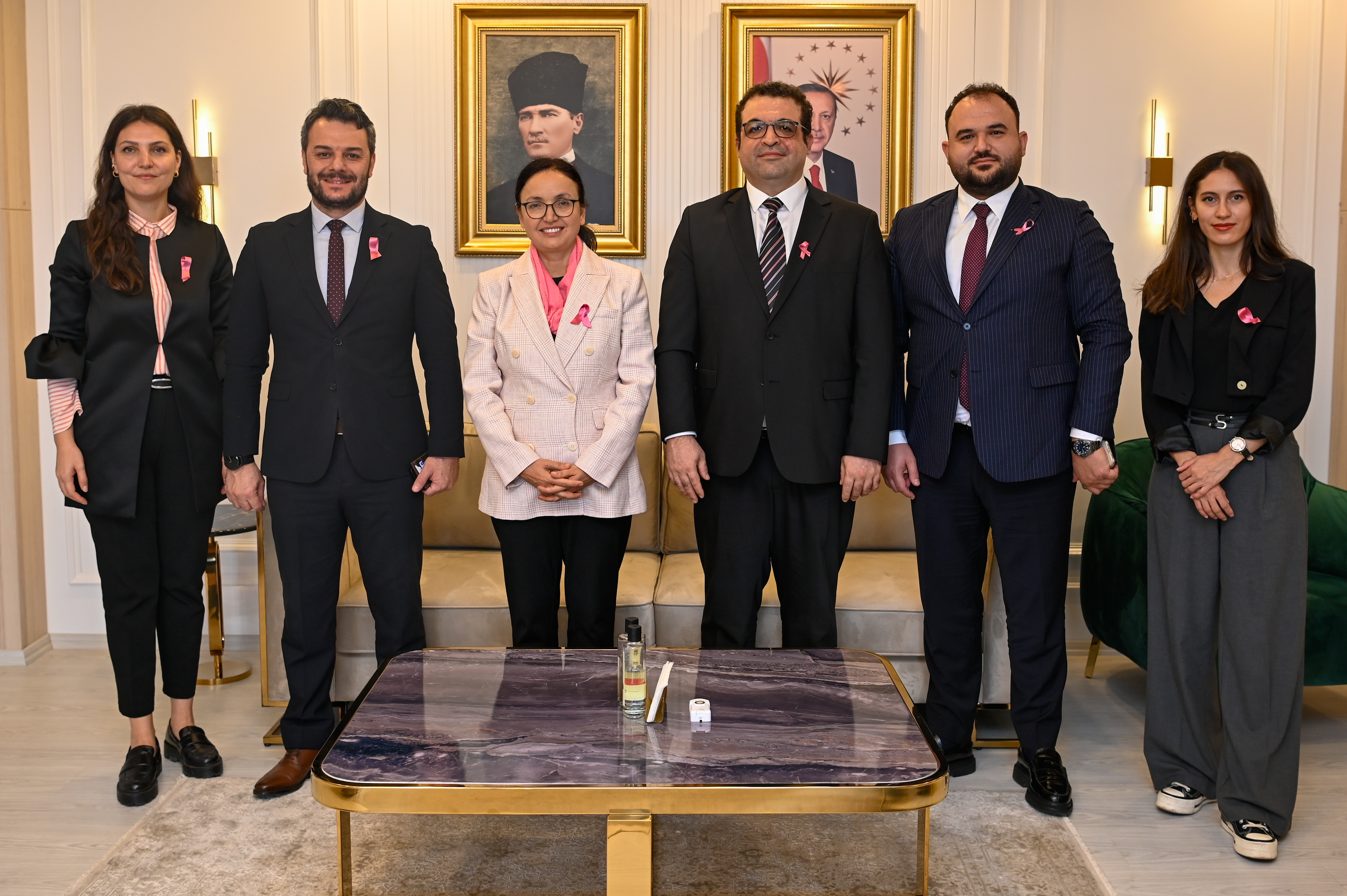 Uludağ Elektrik’ten meme kanserine karşı  “Pembe Farkındalık”