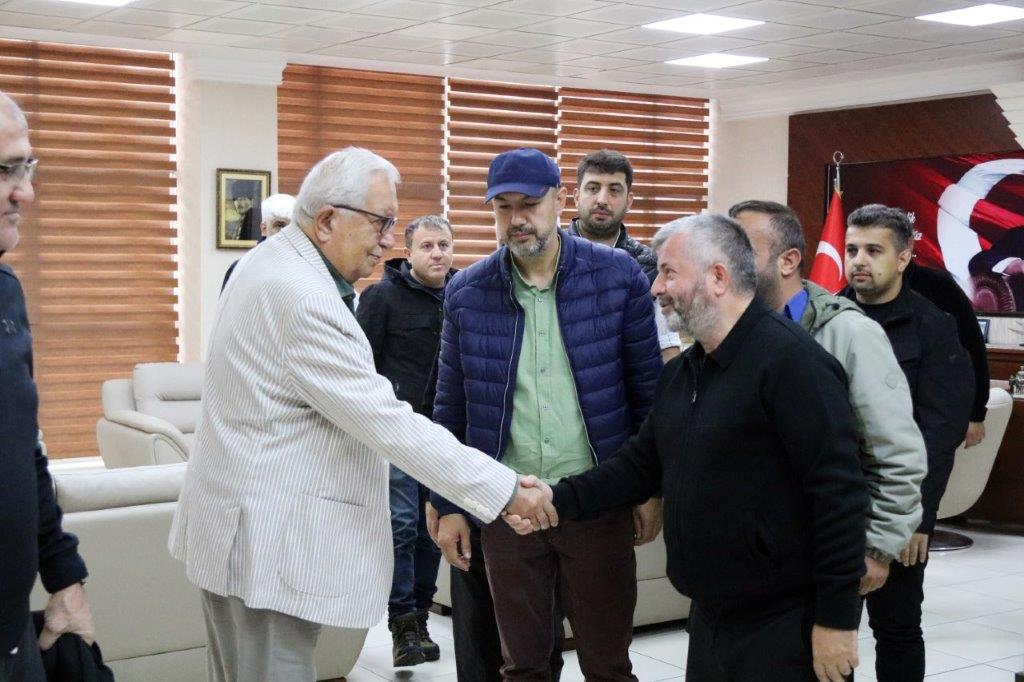 Belediye Başkanı Un Pazarı esnafıyla buluştu