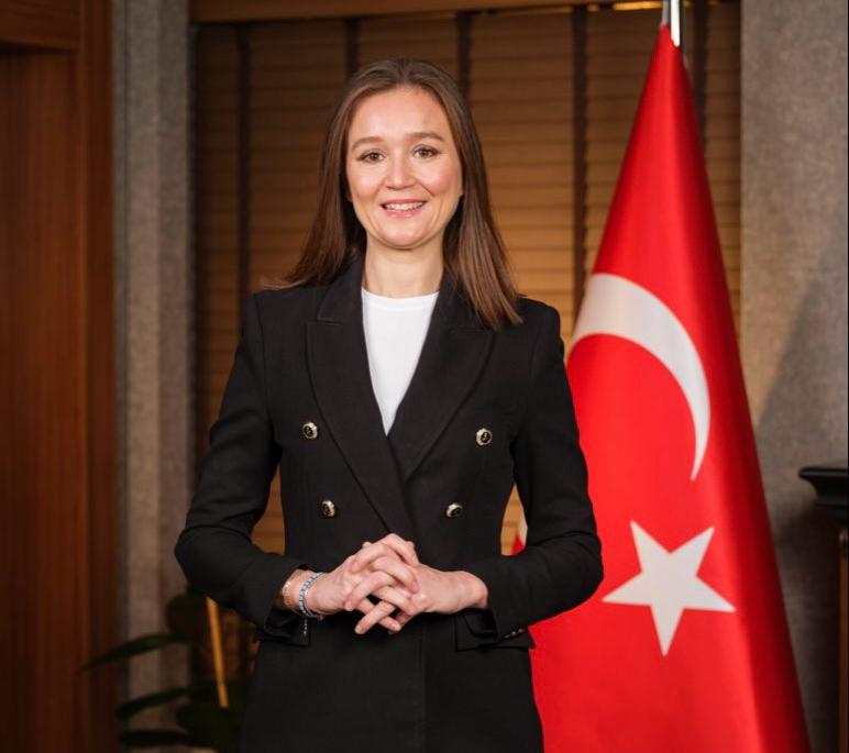 Şehzadeler Belediye Başkanı Gülşah Durbay entübe edildi