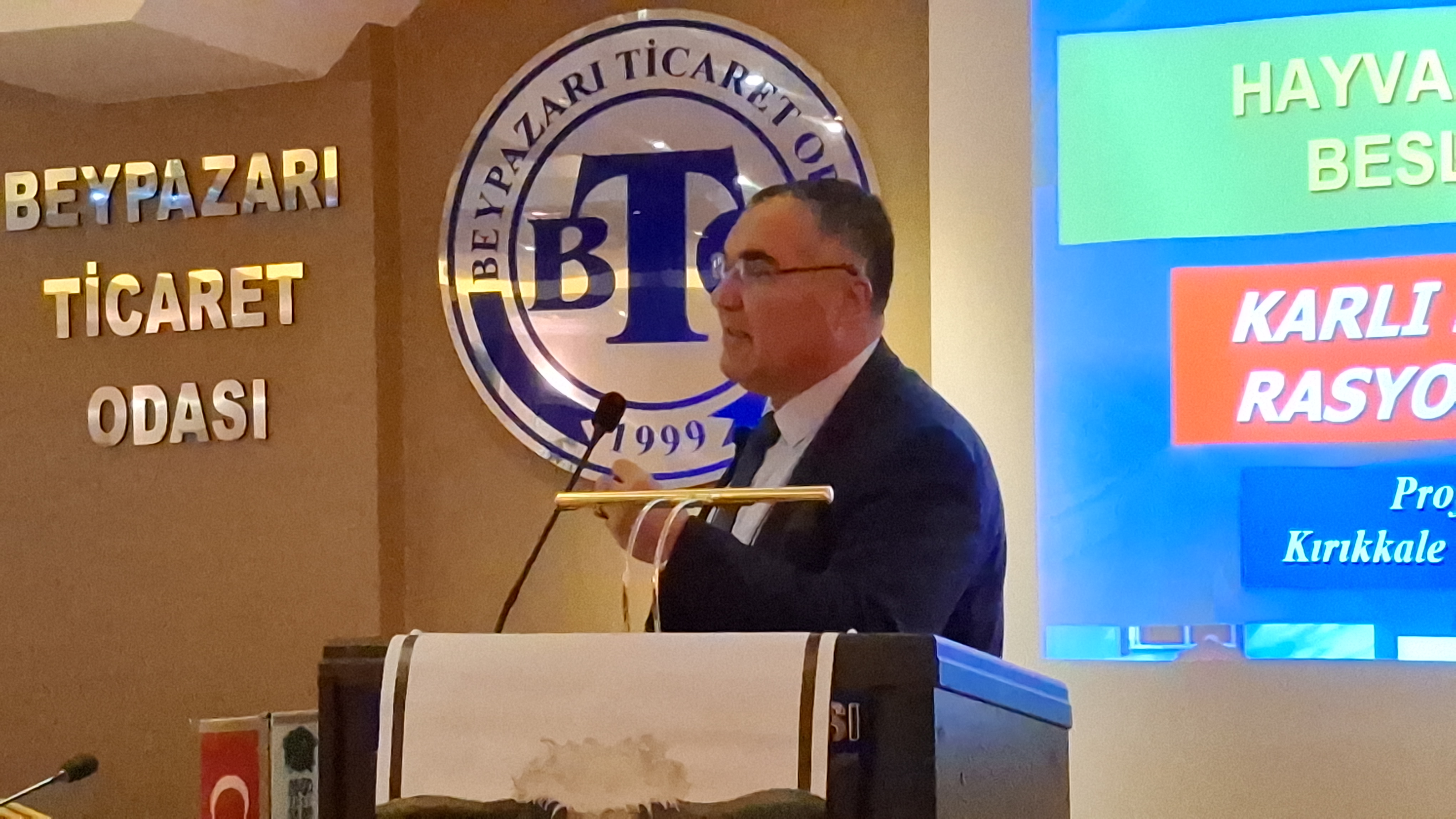 Beypazarı ilçesinde hayvan besleme semineri