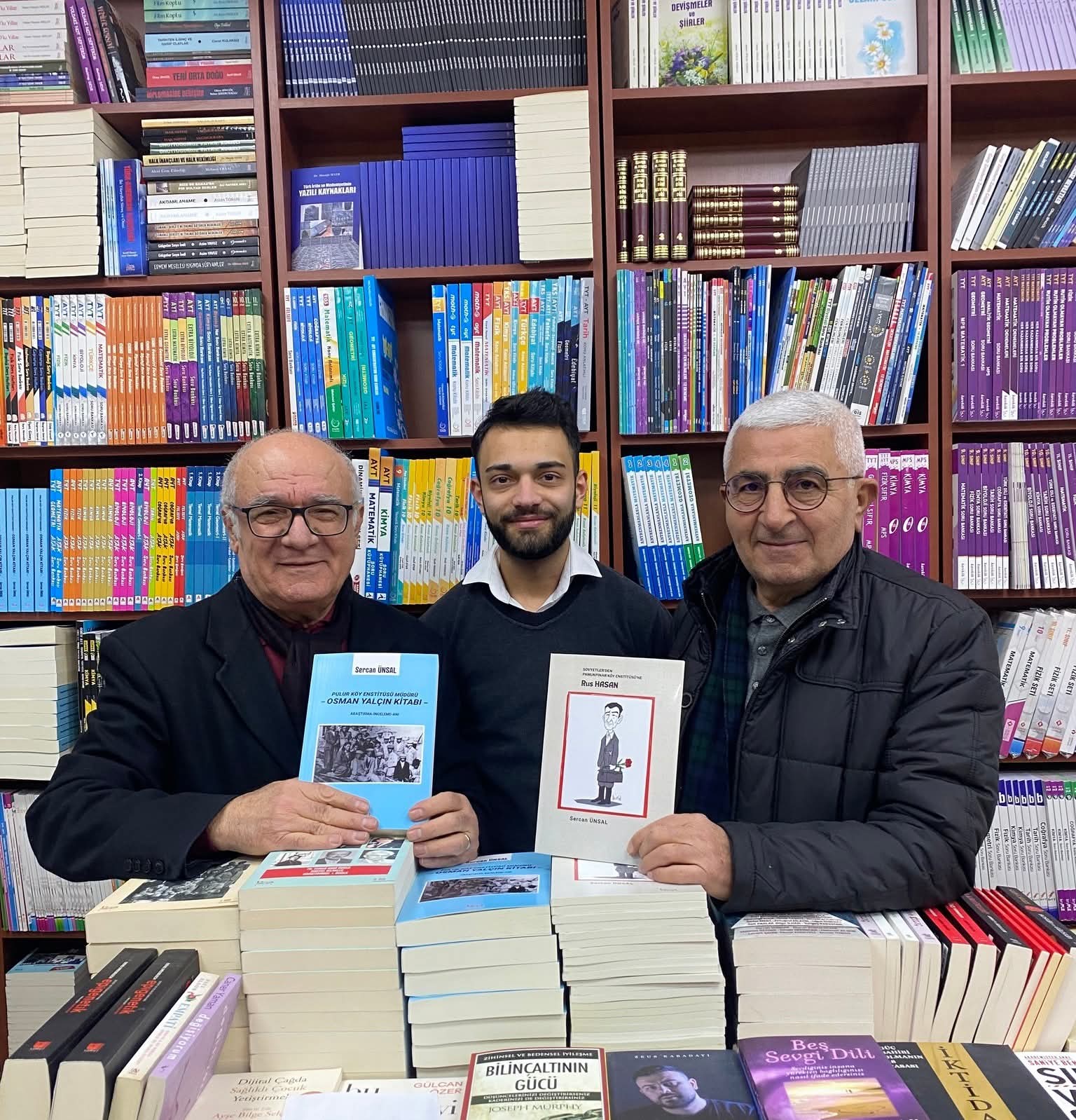 Yazar Ünsal'dan, yeni kitap müjdesi