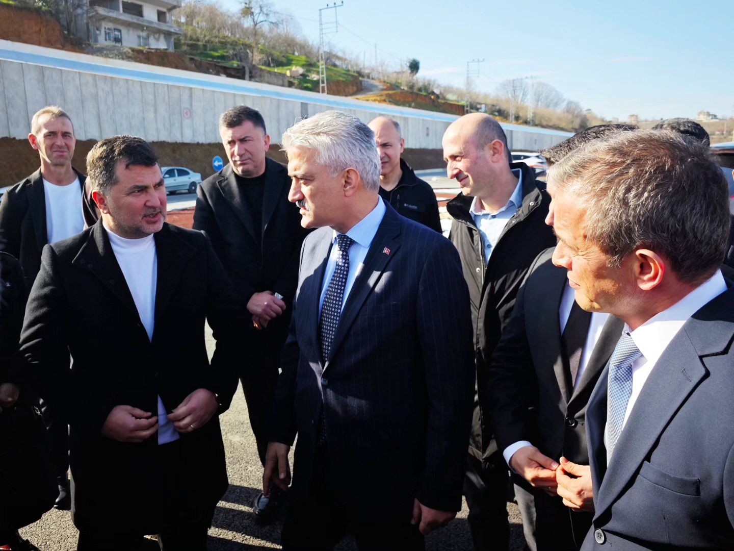 Vali Mehmet Makas, milletvekili ve bürokratlarla  Akçakoca'da