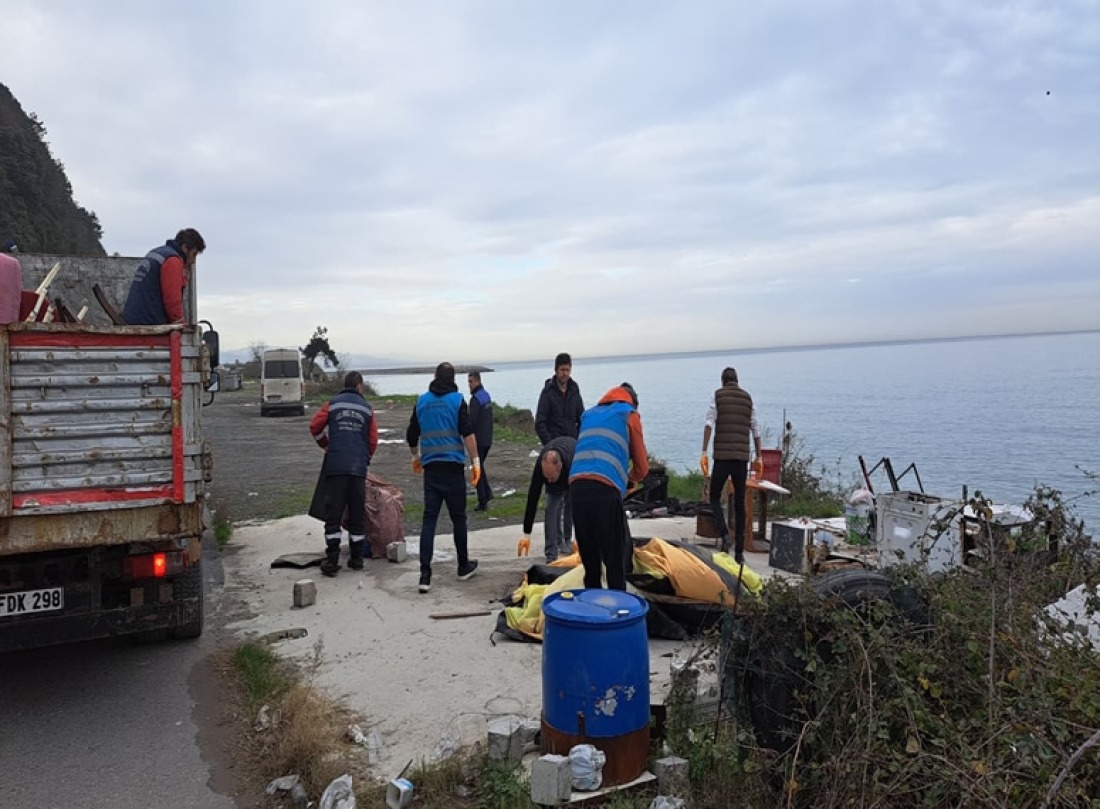 Kdz. Ereğli 'de plajlar bölgesi kaçak yapı ve işgallerden temizlendi