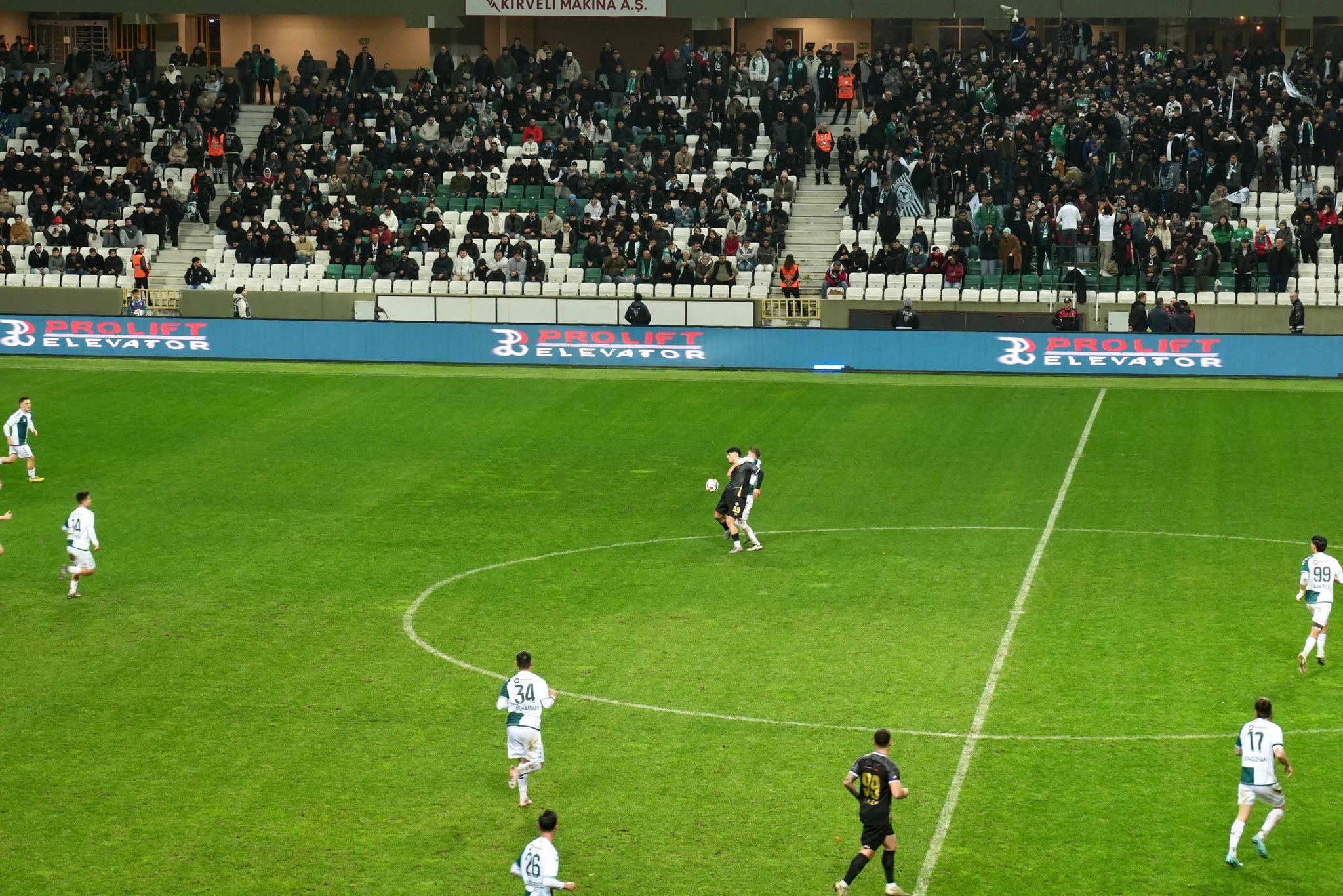 Giresunspor ilk defa dolu tribünlere oynadı