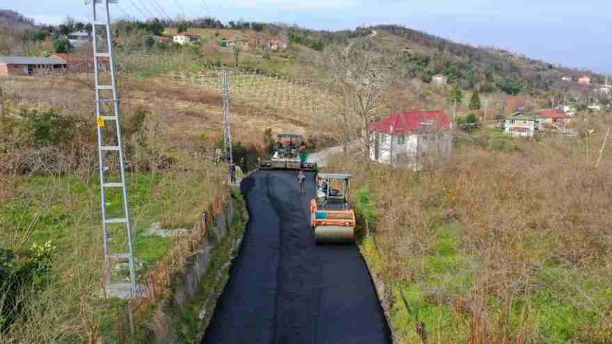 PERŞEMBE’DE YOL YATIRIMLARI SÜRÜYOR (3)