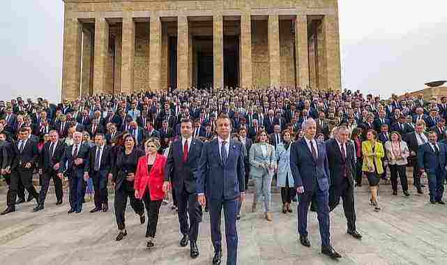 chp-li-belediye-baskanlari-ata-nin-huzurunda-4502