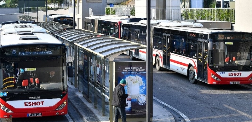 İzmir’de toplu taşıma ücretlerine yüzde 17 zam