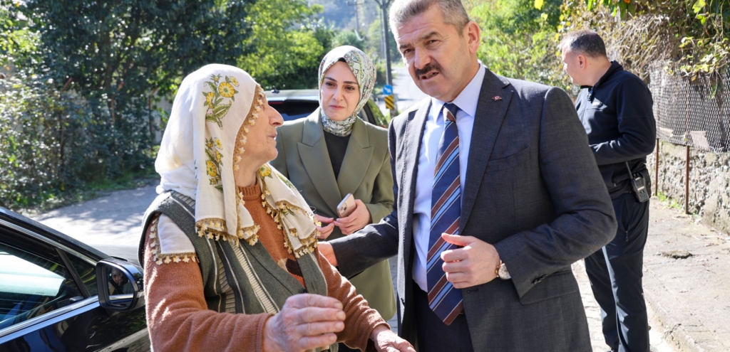 Artvin Valisi Ergün sınır bölgesinde incelemelerde bulundu