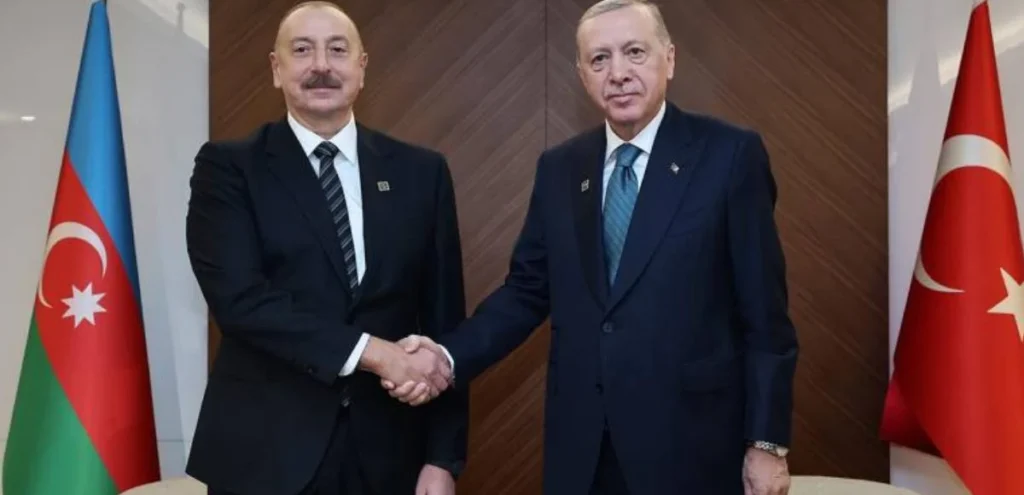 Erdoğan ve Aliyev Bişkek’te bir araya Geldi