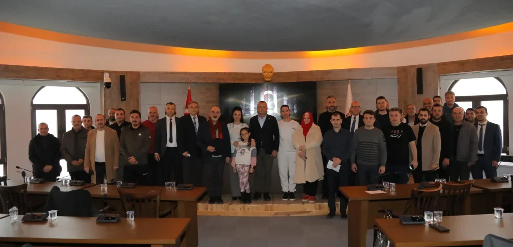 Edirne Belediyesinden 64 amatör spor kulübüne destek