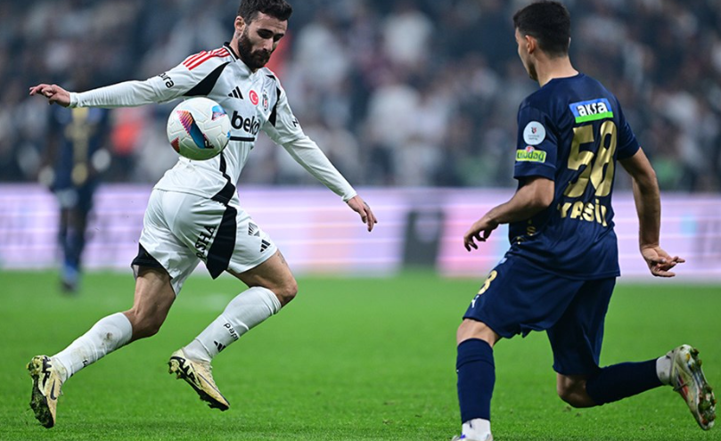 Beşiktaş evinde ağır yaralı