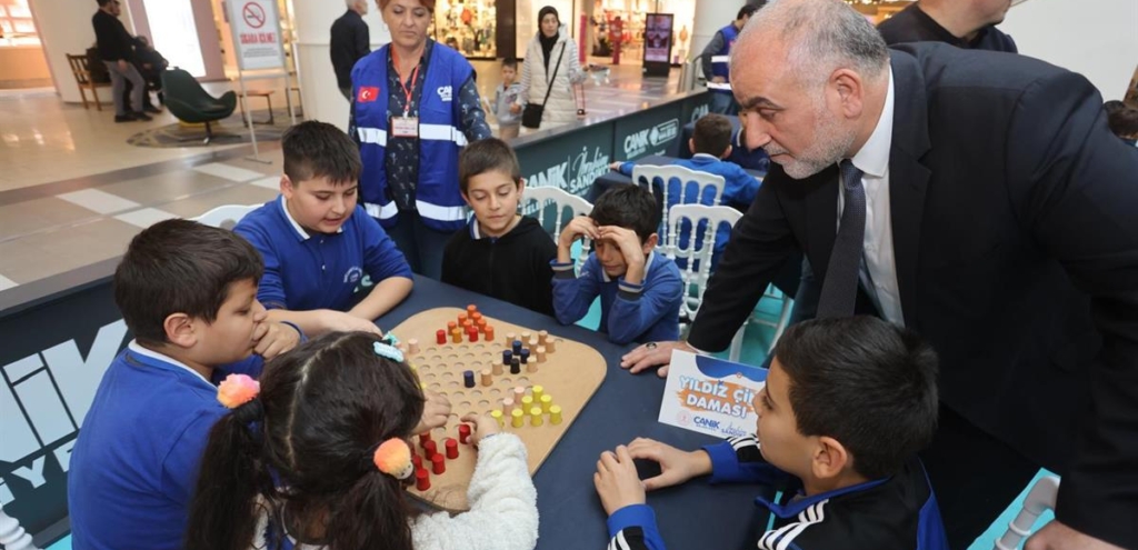 Canik Belediyesi’nden çocuklara ‘akıl oyunları’