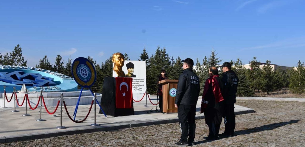 Kafkas Üniversitesinde “10 Kasım Atatürk’ü Anma” programı düzenlendi