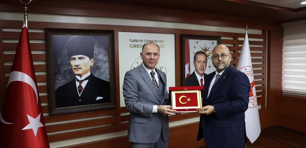 Giresun Valisi Mehmet Fatih Serdengeçti MHP İl Yönetimini kabul etti