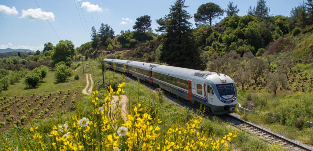 Ispartalılar otobüs yerine tren tercih ediyorlar