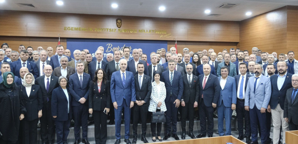 Numan Kurtulmuş Burdur’da STK temsilcileriyle buluştu