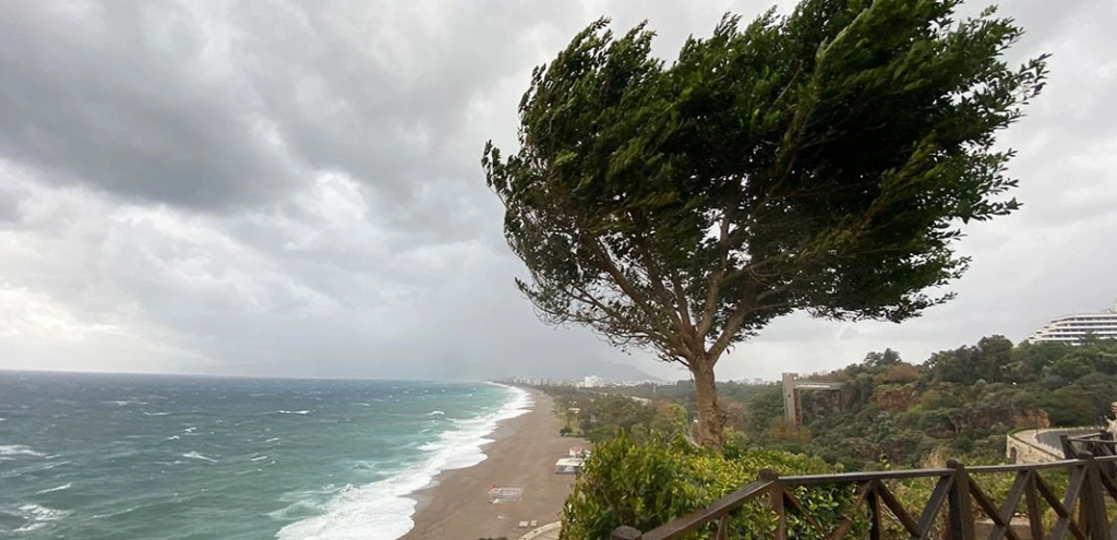 Antalya ve çevresinde 3 gün boyunca şiddetli yağış bekleniyor